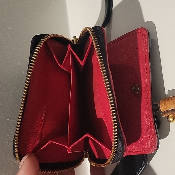 22. authentic Chloe wallet - Picture 5 of 7